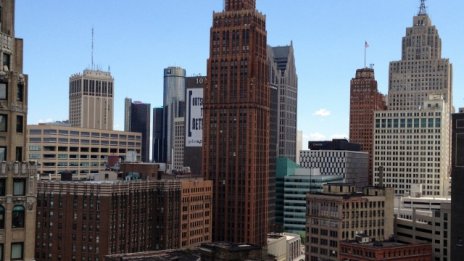 Ще подаде ли Вашингтон ръка на Детройт?