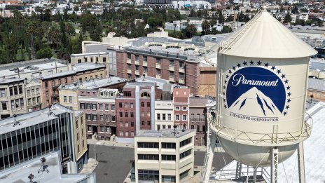 Paramount търси 7,5 млрд. долара дългово финансиране за придобиването на Warner Bros.
