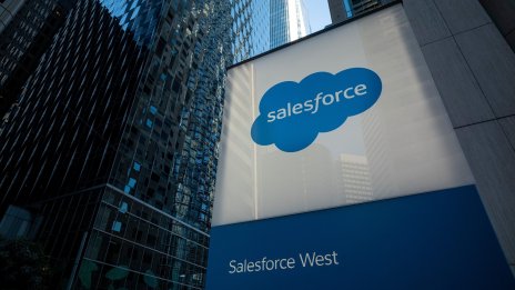 Акциите на Salesforce поскъпнаха силно след оптимистична прогноза 