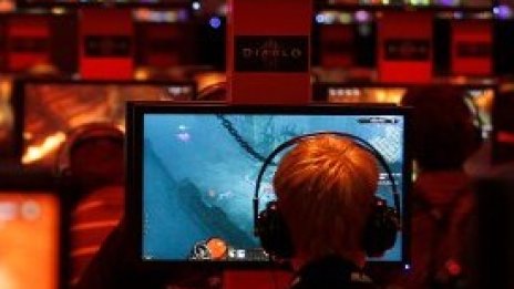 Игрите искат да се учат от Facebook