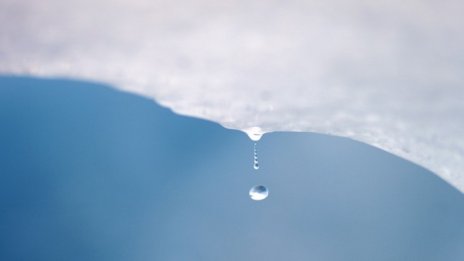 КЕВР: Има логично обяснение за поскъпването на водата във Варна