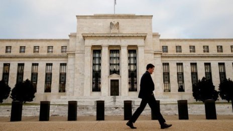Петър Петров: Фед няма да се насочи към отрицателни лихви