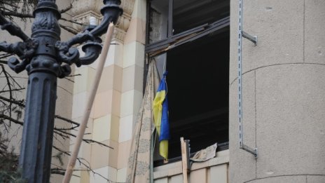 Украйна се сблъсква с нова вълна от нападения, насочени към населените места