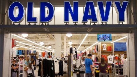 Old Navy на Gap планира да отвори още 800 магазина