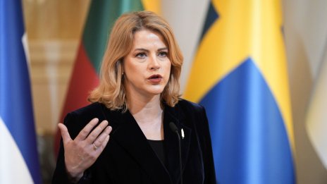 Премиерът на Латвия подаде оставка заради инцидент с отклонен украински дрон