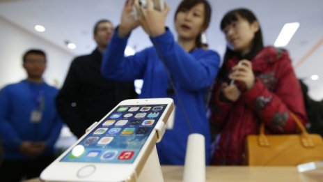 Защо iPhone губи позиции в Китай?