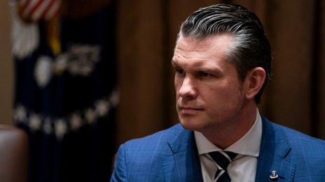 Американският министър на отбраната споделял данни за Йемен и в чат със семейството си