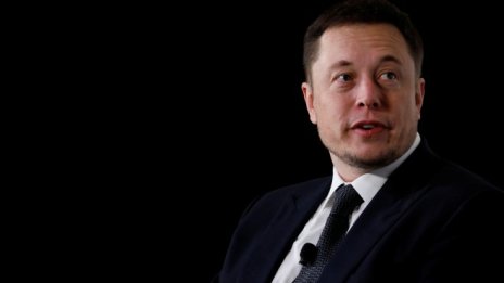 Tesla започна да наема хора за новия завод в Шанхай