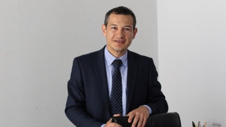 Доц. Станислав Димитров: Това, което научаваш за финансите, го носиш в себе си за цял живот