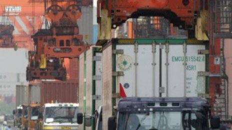 Японският износ се очаква да отчете тригодишен връх през октомври