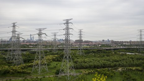 Китайската State Grid избира сигурността на доставките пред екологичните цели