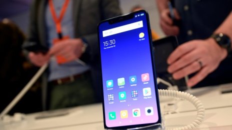 Залитането по смартфоните отмина