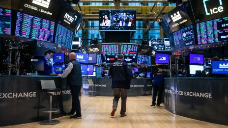 S&P 500 и Nasdaq приключиха първата сесия за месеца с рекорди*