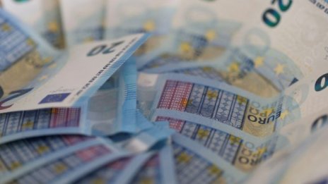 ЕС облекчава капиталовите изисквания за застрахователите, за да мобилизира инвестиции