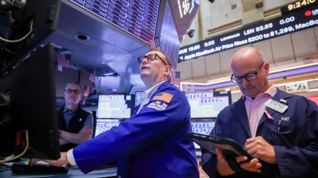 По-добрите данни за инфлацията от очакванията тласкат S&P 500 и Nasdaq нагоре*