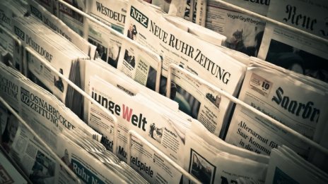 Преглед на печата за 12 юни