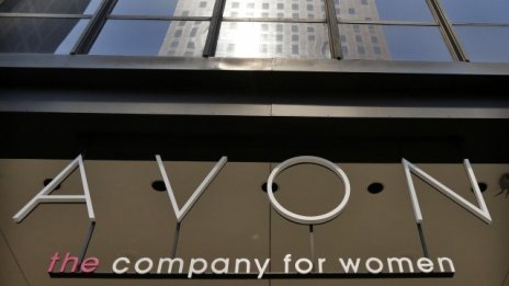 Avon спечели дело, свързано с даване на подкупи в Китай