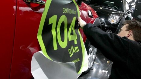 Автомобилите в Европа харчат с 38% повече от обещаното