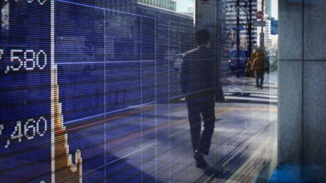 Dow приключи на червено, но успя да възстанови по-голяма част от спадовете