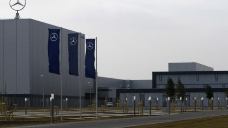 Mercedes ще атакува BMW през Унгария 