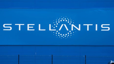 Stellantis предупреди за нов дефицит на чипове в бъдеще