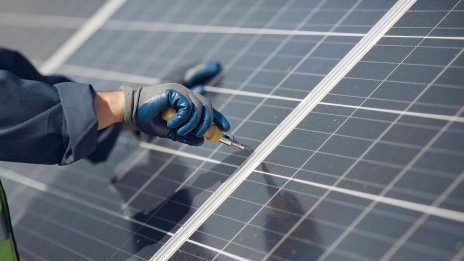 Най-търсените специалисти – експерти в сектора на ВЕИ, батерии, водородни технологии