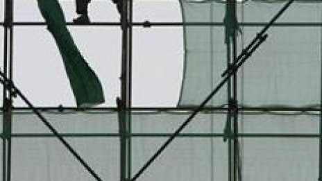 Работници натискат за работа без договор заради държавни помощи