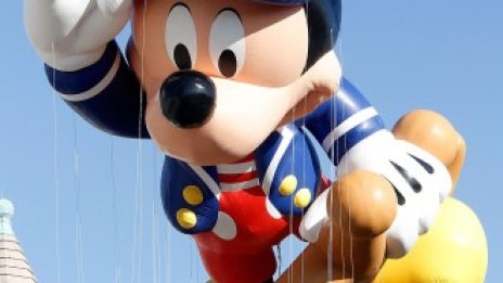 Продадоха един от първите плакати с Мики Маус за над 101 хил. долара