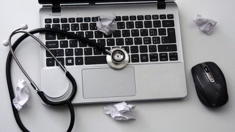 Здравното министерство стартира преструктуриране на областните болници