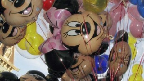 Телевизията и увеселителните паркове зарадваха Walt Disney