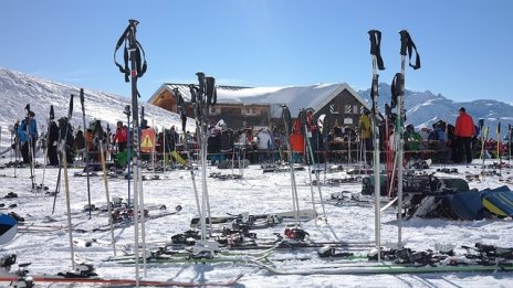 Отлив на туристи заради зимната обстановка отчитат хотелиери