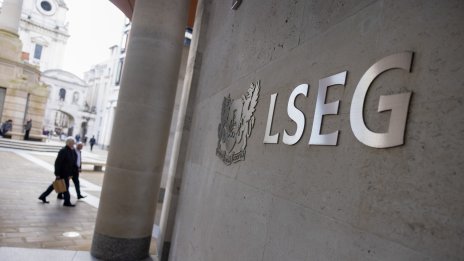 Европейските фондови борси затвориха с леки понижения на основните индекси 