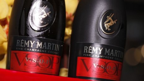 Китай се опиянява от френския коняк