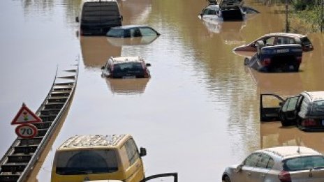 Наводненията в Германия тласнаха климата в центъра на предизборната кампания