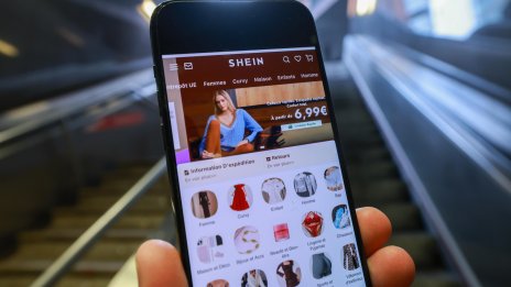 Shein отваря пет физически магазина извън Париж