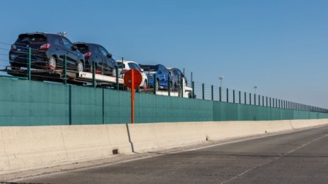 ЕС очаква търговията с останалия свят да се свие с близо 10% тази година