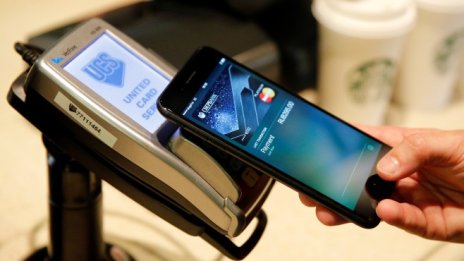 Шведската централна банка: Отказваме се от кеш твърде бързо