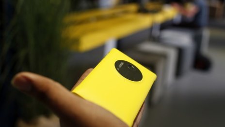 Смартфоните вече са сред най-купуваните на кредит устройства в България