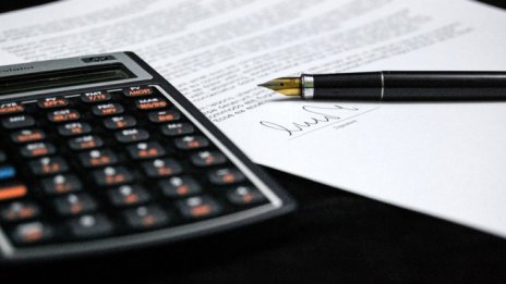 Сливанията и придобиванията в България през 2017 г. - малко, но по-скъпи