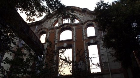 4 години затвор получи бездомникът, обвинен за пожара в Тютюневите складове