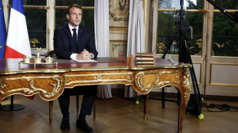 Двете речи на Еманюел Макрон