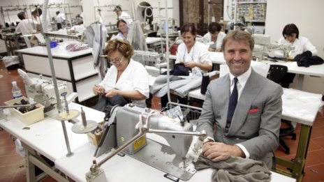 Brunello Cucinelli вижда бъдещето си в розово