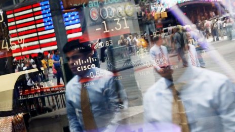 Банковите акции тласкат S&P 500 до нов връх*