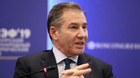 Последната сделка на Айвън Глазенберг показва, че въглищата все още не са мъртви