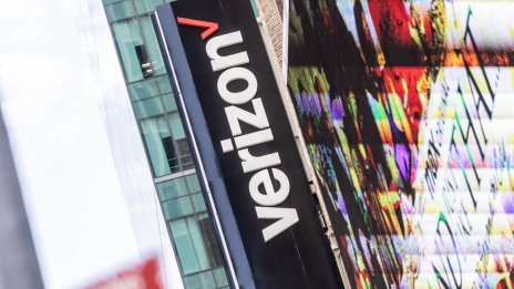 Verizon изненадващо записа ръст в броя на клиентите си
