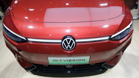 Volkswagen ще произвежда електромобилни батерии с Ford в Индонезия