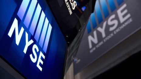 Dow започна седмицата с ръст от над 100 пункта