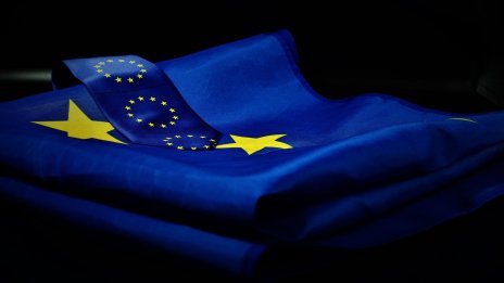 Докато светът напредва с AI, Европа остава страничен наблюдател