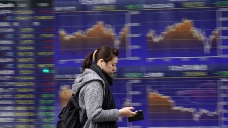 Провалът на сделката на Evergrande оцвети в червено повечето индекси в Азия