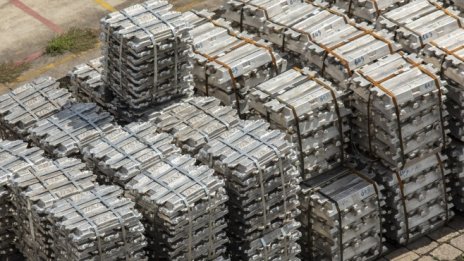 Какво стои зад поскъпването на металите?